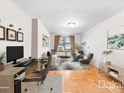 300 W 72nd St APT 1C, Manhattan, NY, 10023