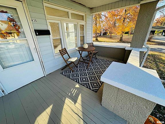 3rd image of 435 Leafland Ave