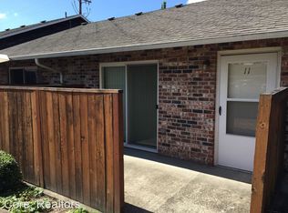 8775 SW Commercial St APT 11, Tigard, OR 97223