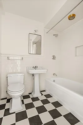 Rented by Compass | media 6