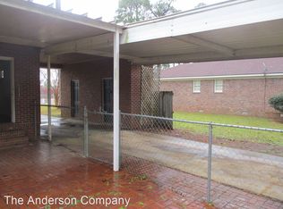 1020 Edgewater Dr, Albany, GA 31707