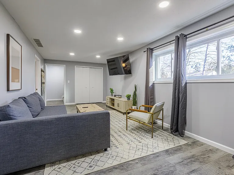 3809 Vanstone Dr — Photo 25