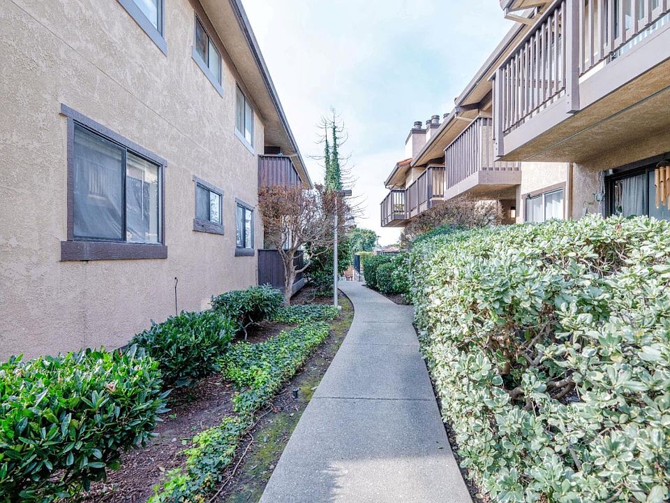 1st image of 15065 Hesperian Blvd APT 22