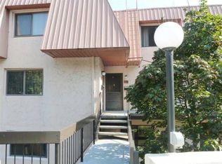 477 Bay Village Dr, Rochester, NY 14609