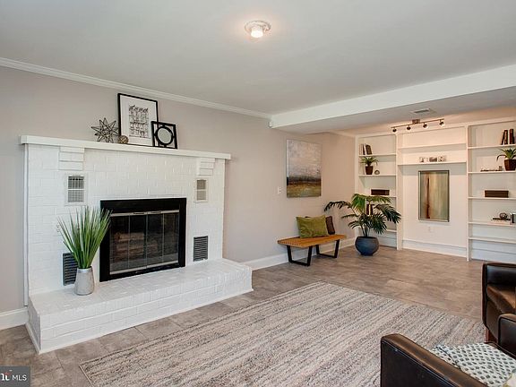 3rd image of 4511 Kentland Dr