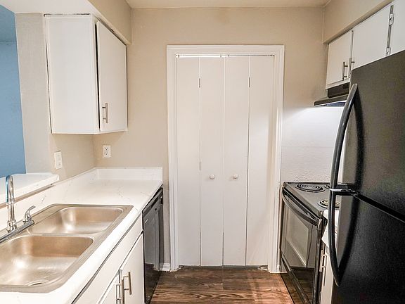 4th image of 13100 Stonefield Dr #3f0e5ba5b