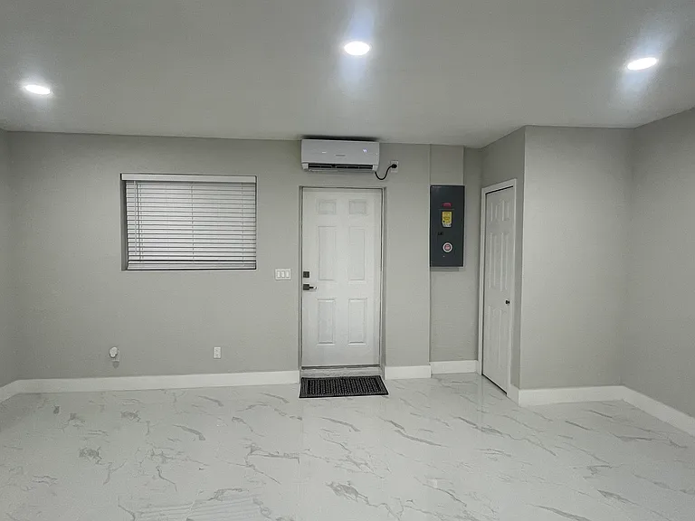 221 NE 23rd Ave #A — Photo 23
