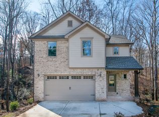 3724 Leisure Ct, Buford, GA 30519