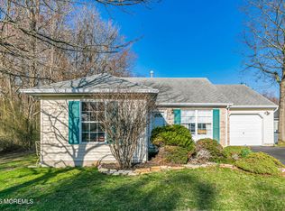 53 Farnworth Close, Freehold, NJ