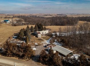 1397 78th Street Trl, Belle Plaine, IA 52208