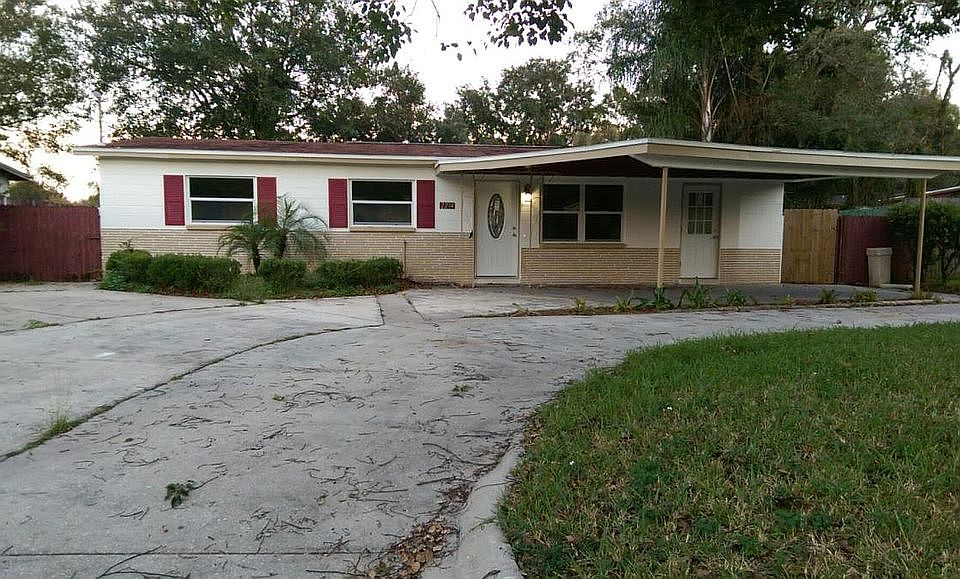 1st image of 2214 E Colby Ln