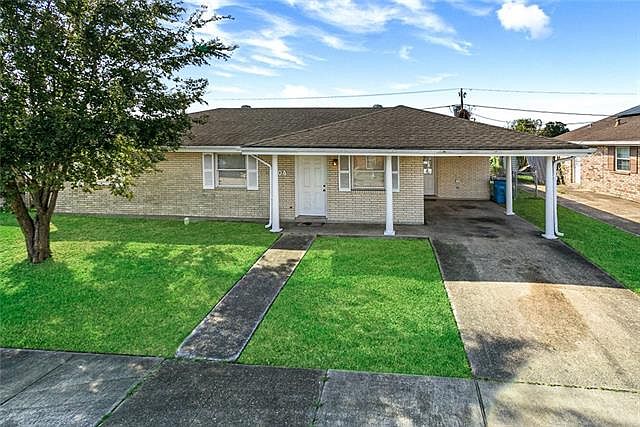 1st image of 2404 Artillery Dr