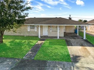 2404 Artillery Dr, Chalmette, LA 70043