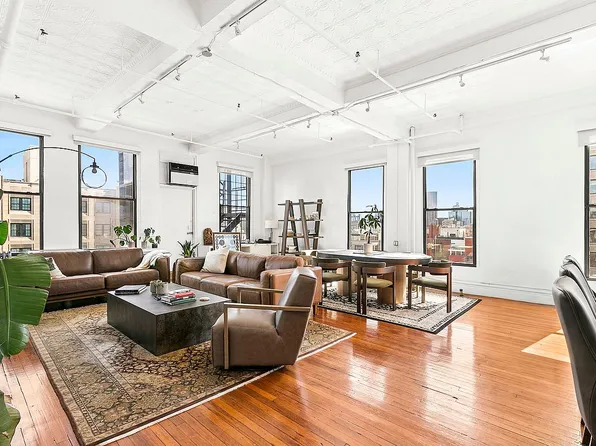 237 Lafayette St APT 8E, New York, NY 10012