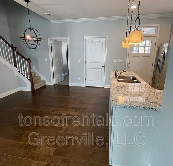 536 Twin Lake Rd — Photo 5