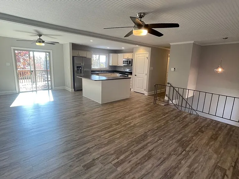 11104 Concord Woods Dr — Photo 3