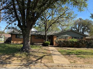 1148 Simpson Dr, Hurst, TX 76053