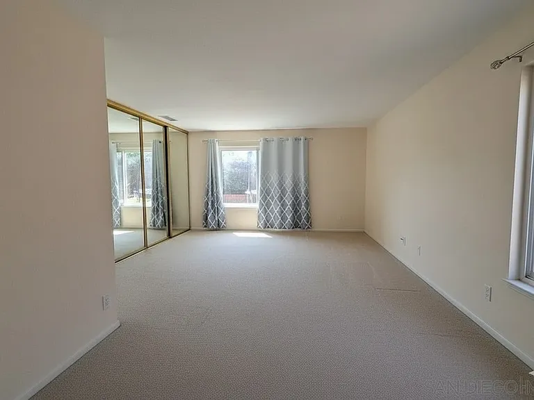 11416 Osoyoos Pl — Photo 5
