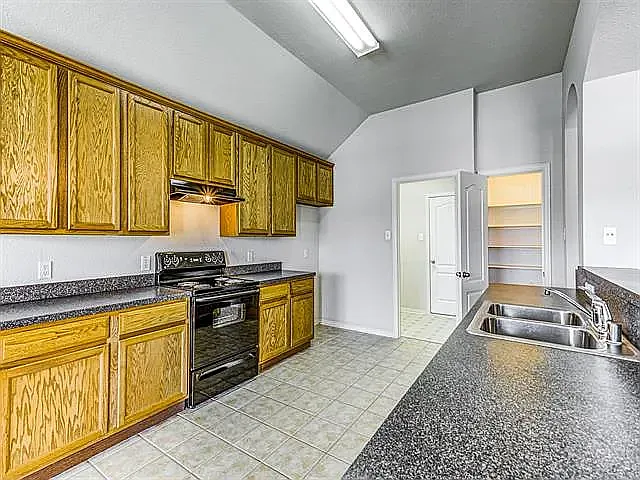 2761 Cascade Cove Dr — Photo 19