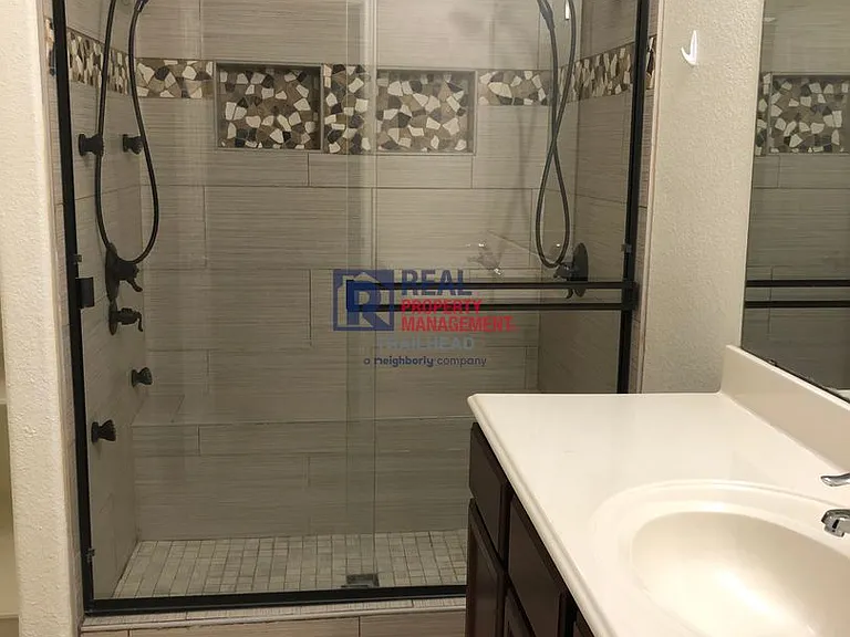1116 Flatwater Trl — Photo 12