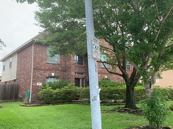 2nd image of 8231 Trophy Place Dr