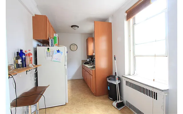 Rented by Douglas Elliman | media 29