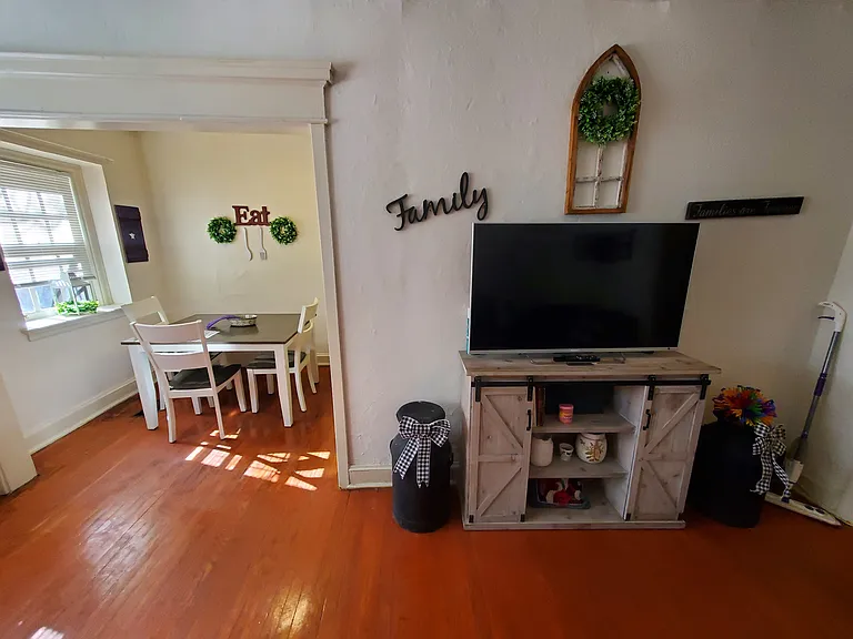 122 Argyle Rd #A — Photo 7