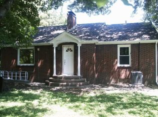 1610 34th Street Dr, Moline, IL 61265