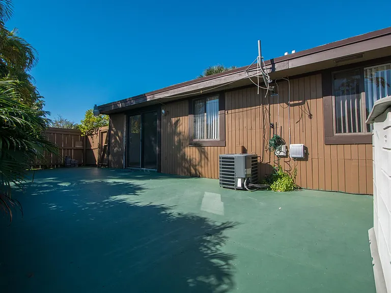 9324 SW 132nd St — Photo 16