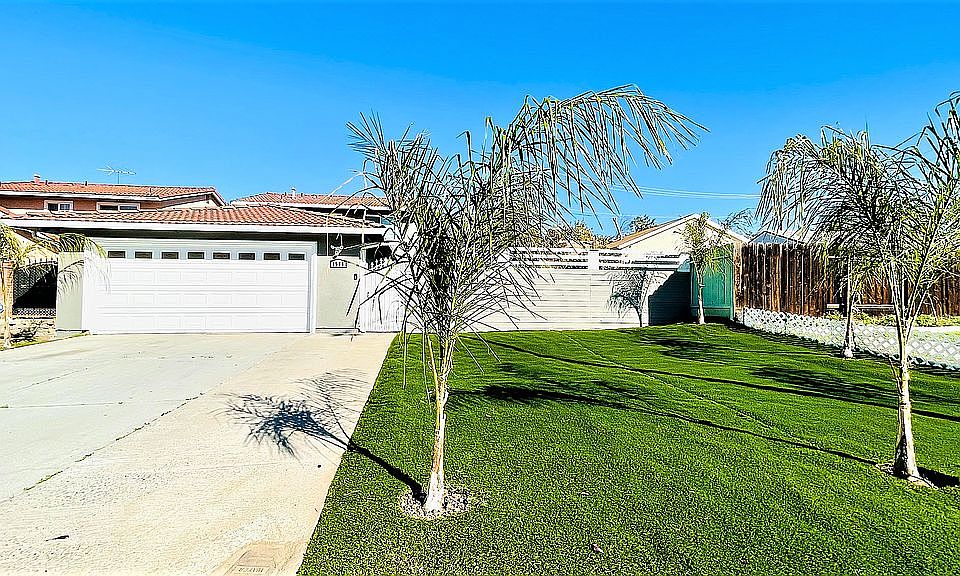1st image of 1584 Hearthstone Dr