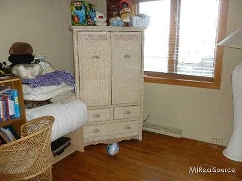 2nd image of 2737 Silverhill Dr