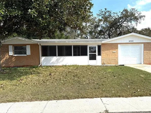 4302 Shoreline Dr, New Port Richey, FL 34652
