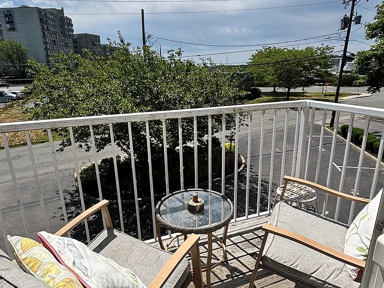 300 River St #11 — Photo 4