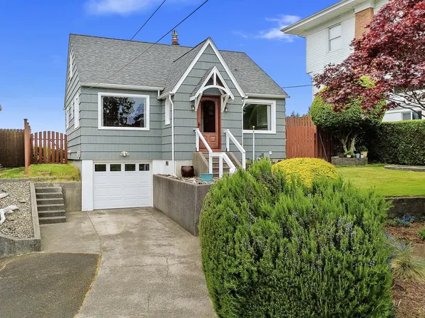 570 W Lexington Ave, Astoria, OR 97103