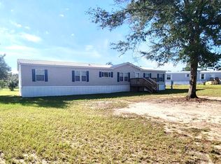 297 E Raphael Rd, Defuniak Springs, FL 32433