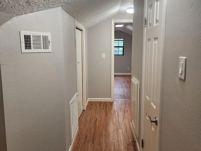 15906 Long Neck Dr — Photo 30