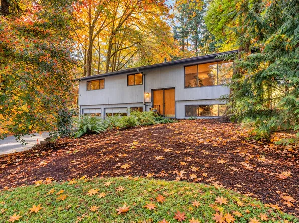 9200 SW Elrose Ct, Tigard, OR 97224