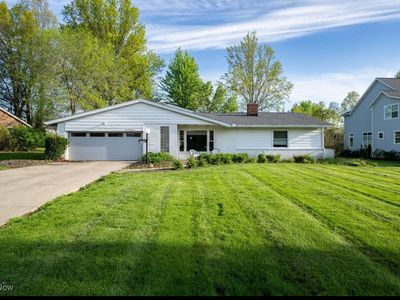 24660 Sittingbourne Ln, Beachwood, OH, 44122