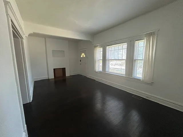 1I: Waterman Apartments - 6007 — Photo 3
