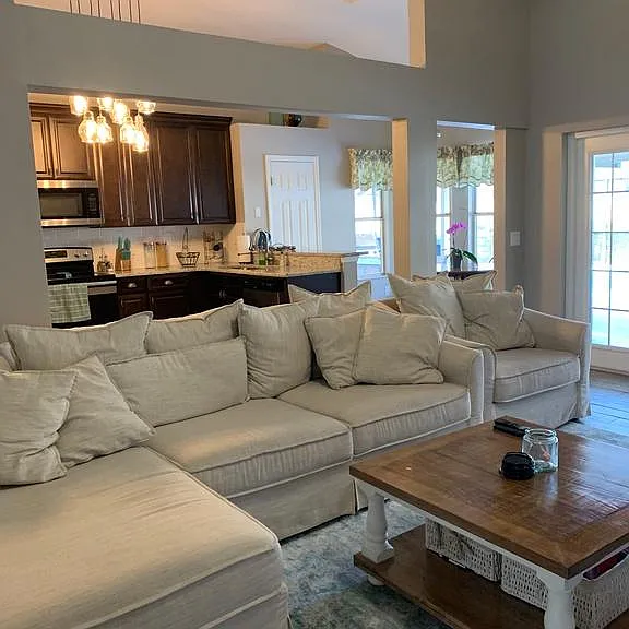 881 Silversmith Cir — Photo 3