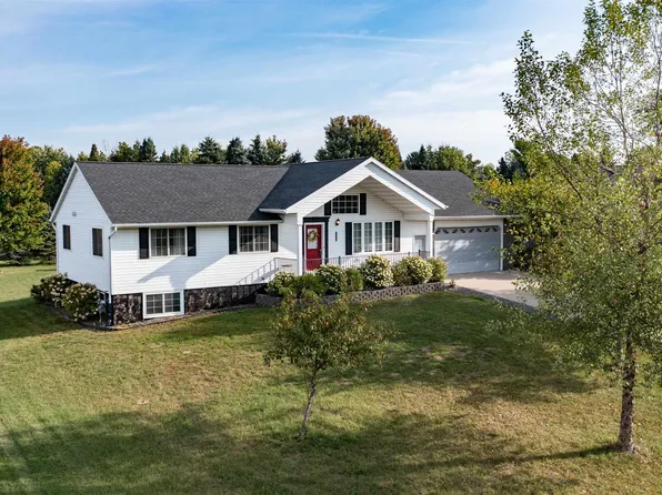 5792 Kingfisher Dr, Stevens Point, WI 54482