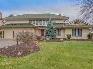15115 Durham Way E, Granger, IN 46530