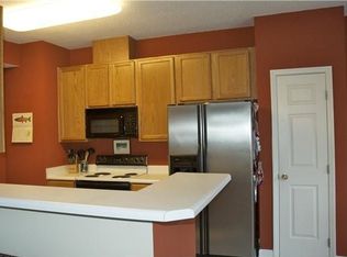 1933 Shadow Glen Dr, Raleigh, NC 27604