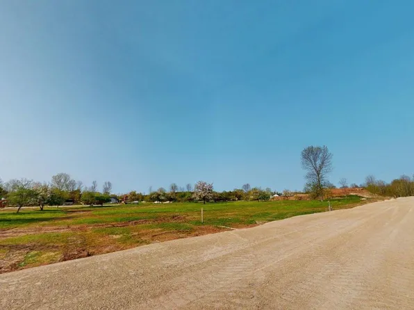 Lt12 RAWLEY COURT #Blk4, Two Rivers, WI 54241