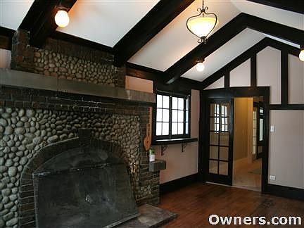 Sitting room off Master Bath