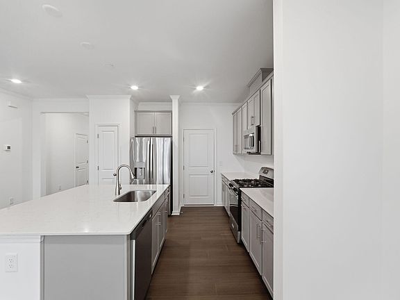 7th image of this home