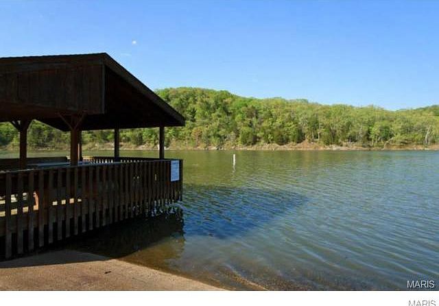 1st image of 19 Callaway Lake Dr