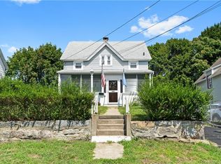 10 Morgan Ct, Groton, CT 06340