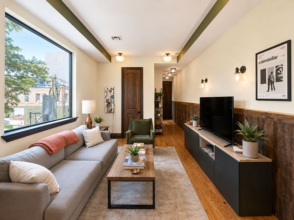 1st image of 689 Lorimer St APT 2R