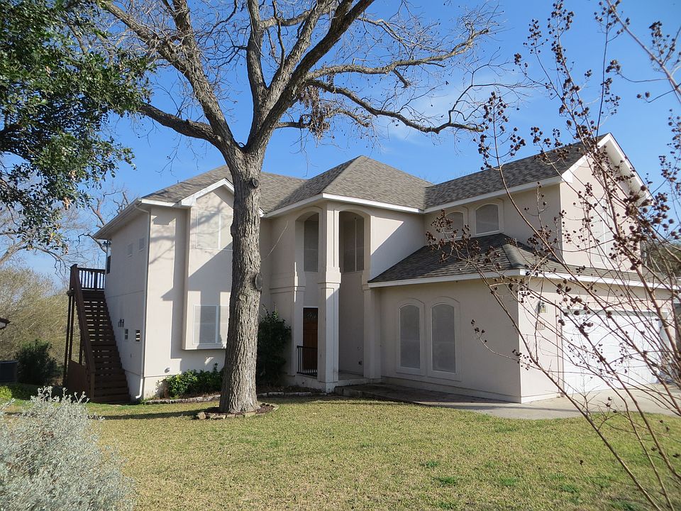1st image of 2051 Chinaberry Ln